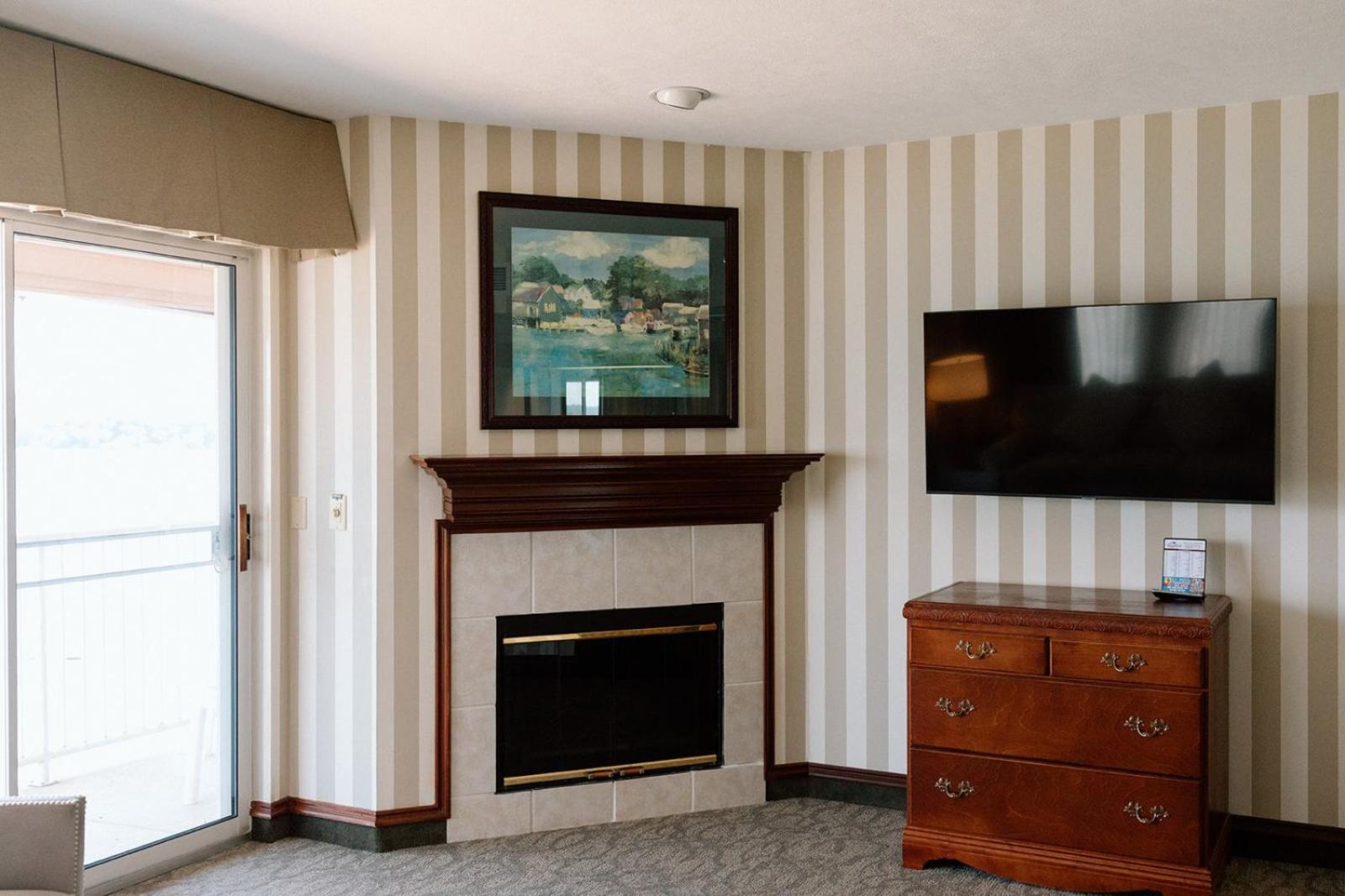 Bayshore Resort Traverse City Bagian luar foto
